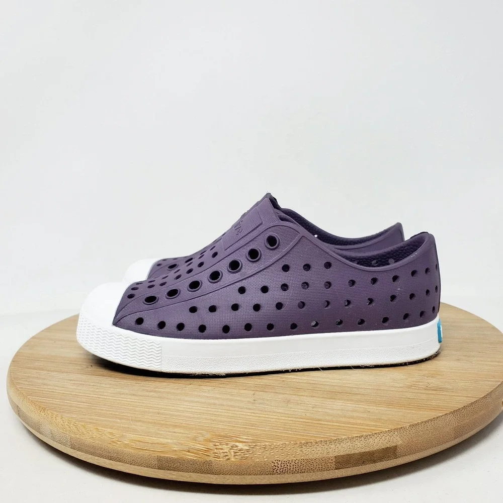 Native Jefferson Shoes Kids 9 Girls Boys Dark Purple Slip On Sandal Play School